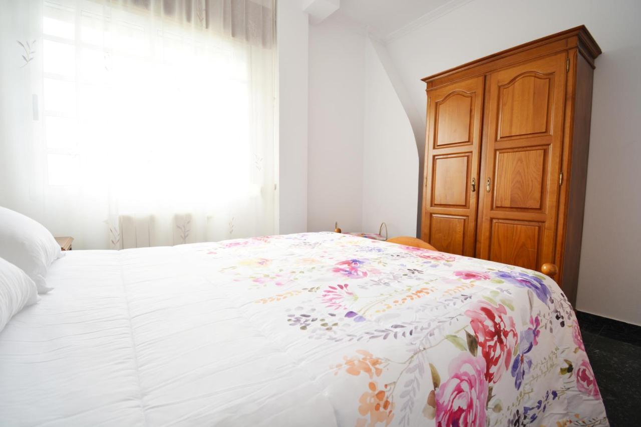 Apartamento Da Pedra E Da Auga Meis ภายนอก รูปภาพ
